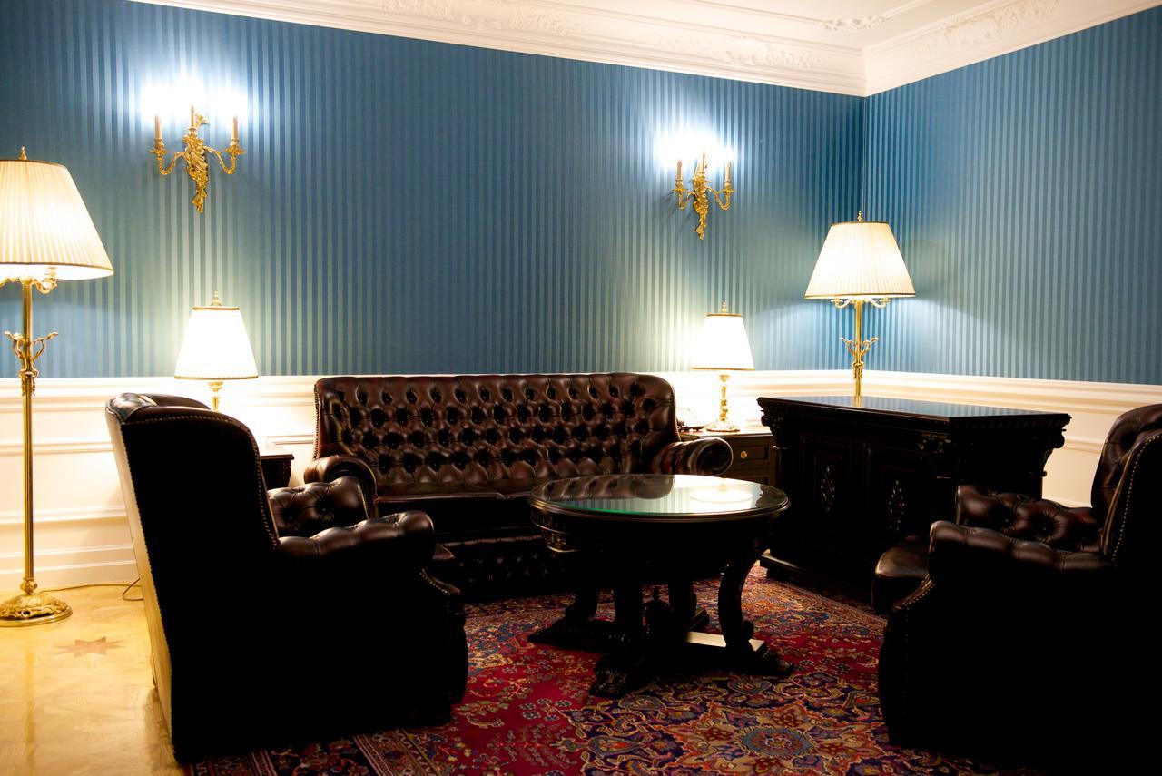 Hotel Forgách Kastély à Mándok Extérieur photo